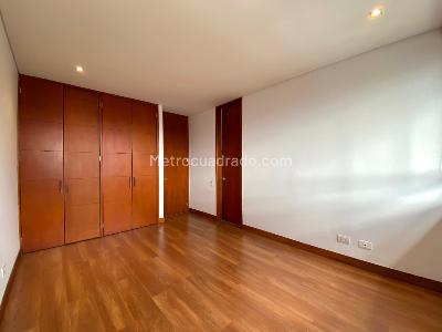 Apartamento de 3 alcobas en arriendo en Los Gonzalez, Medellín, 200 m² · foto 20 de 20