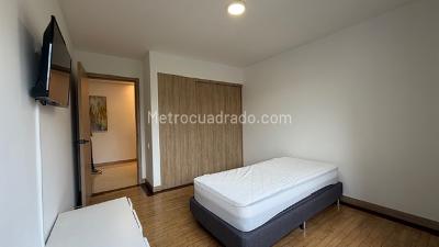 Apartamento de 3 alcobas en venta en Milla De Oro, Medellín, 195 m² · foto 8 de 18