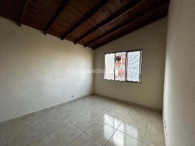 Apartamento de 2 alcobas en venta en Bello, Bello, 51 m² · foto 17 de 20