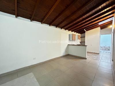 Apartamento de 3 alcobas en venta en Bello, Bello, 71 m² · foto 3 de 20