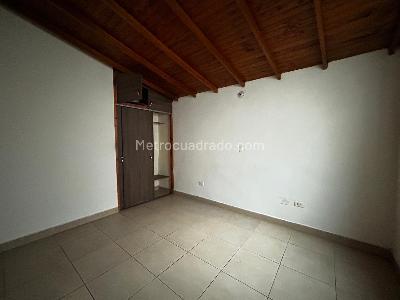 Apartamento de 3 alcobas en venta en Bello, Bello, 71 m² · foto 15 de 20