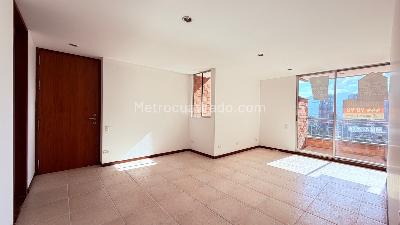Apartamento de 3 alcobas en venta en Castropol, Medellín, 95 m² · foto 11 de 20