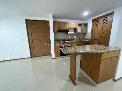 Apartamento de 2 alcobas en venta en Sabaneta, Sabaneta, 102 m² · foto 2 de 20