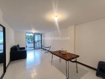 Apartamento de 2 alcobas en venta en Lorena, Medellín, 69 m² · foto 4 de 17