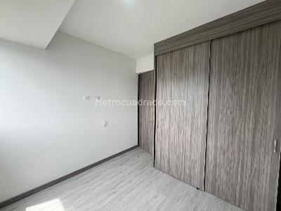 Apartamento de 3 alcobas en arriendo en Las Palmas M, Medellín, 75 m² · foto 7 de 16