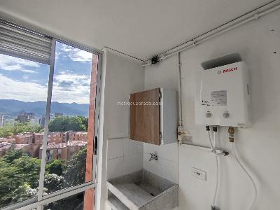 Apartamento en arriendo en Loma De San Julian, Medellín · foto 17 de 19