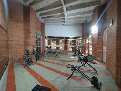 Apartamento en arriendo en Loma De San Julian, Medellín · foto 19 de 19