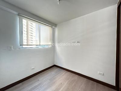 Apartamento de 2 alcobas en venta en Obrero, Bello, 65 m² · foto 12 de 20