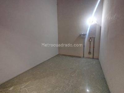 Retail space for rent in Niquia, Bello