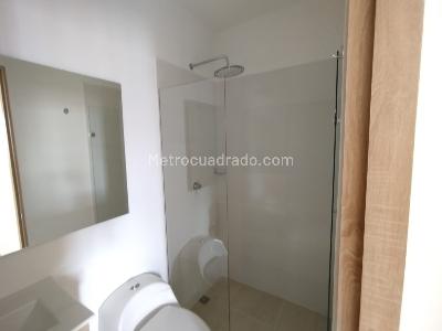 Apartamento de 3 alcobas en venta en Rionegro, Rionegro, 55 m² · foto 2 de 19