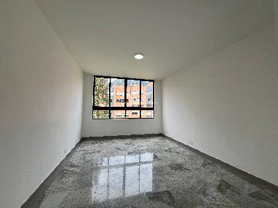 Apartamento de 3 alcobas en venta en Las Lomas, Medellín, 134 m² · foto 8 de 20