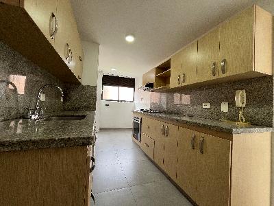 Apartamento de 3 alcobas en venta en Las Lomas, Medellín, 134 m² · foto 10 de 20