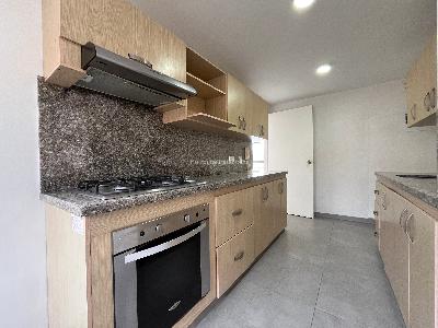 Apartamento de 3 alcobas en venta en Las Lomas, Medellín, 134 m² · foto 11 de 20