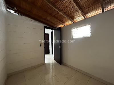 Casa de 2 alcobas en venta en El Trapiche, Bello, 37 m² · foto 16 de 20