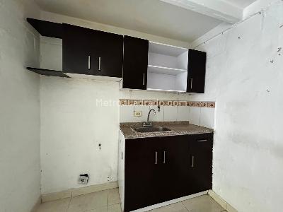 Casa de 2 alcobas en venta en El Trapiche, Bello, 37 m² · foto 6 de 20