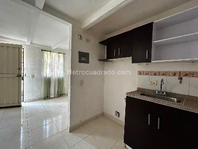 Casa de 2 alcobas en venta en El Trapiche, Bello, 37 m² · foto 7 de 20