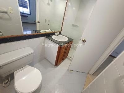 Apartamento en arriendo en El Tesoro, Medellín · foto 13 de 13