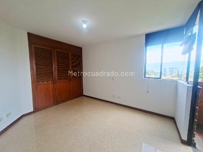Apartamento en arriendo en El Tesoro, Medellín · foto 9 de 13