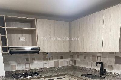 Apartamento de 2 alcobas en arriendo en La Nubia, Medellín, 65 m² · foto 3 de 18