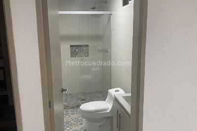 Apartamento de 2 alcobas en arriendo en La Nubia, Medellín, 65 m² · foto 9 de 18