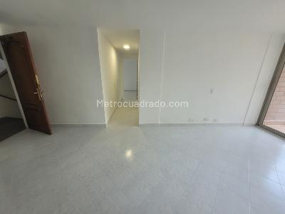 Apartamento en arriendo en San Lucas, Medellín · foto 4 de 18