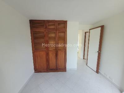 Apartamento en arriendo en San Lucas, Medellín · foto 9 de 18