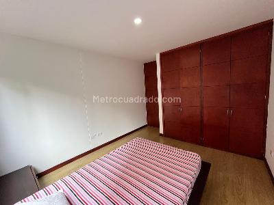 Apartamento en arriendo en Lalinde, Medellín · foto 11 de 18