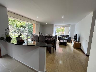 Apartamento en arriendo en Lalinde, Medellín · foto 17 de 18