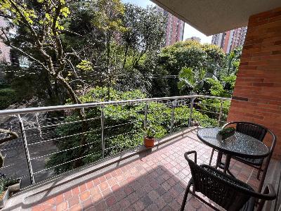 Apartamento en arriendo en Lalinde, Medellín · foto 2 de 18