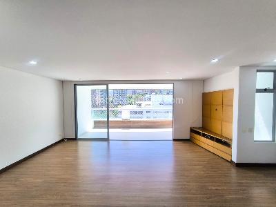 Apartamento en venta en Los Balsos, Medellín · foto 8 de 20