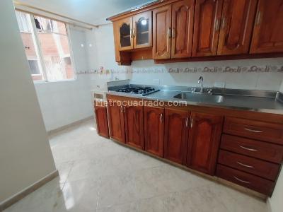 Apartamento de 2 alcobas en arriendo en Bombona, Medellín, 53 m² · foto 2 de 12