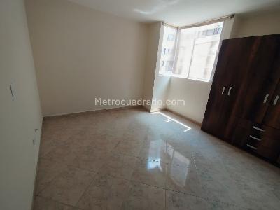 Apartamento de 2 alcobas en arriendo en Bombona, Medellín, 53 m² · foto 9 de 12