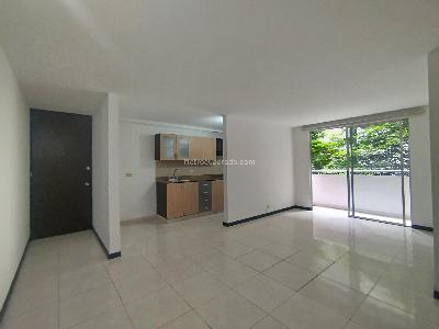 Apartamento en arriendo en Ciudad Del Rio, Medellín · foto 4 de 20