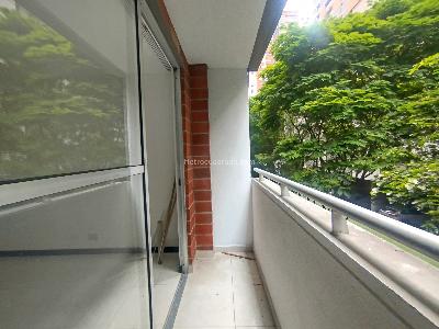 Apartamento en arriendo en Ciudad Del Rio, Medellín · foto 6 de 20