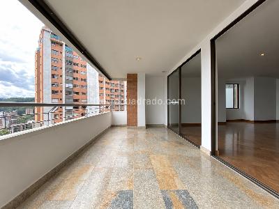 Apartamento de 3 alcobas en arriendo en La Calera, Medellín, 214 m² · foto 6 de 20