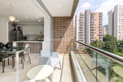 Apartamento en arriendo en Lalinde, Medellín · foto 4 de 20