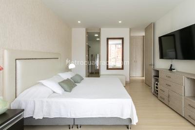 Apartamento en arriendo en Lalinde, Medellín · foto 11 de 20