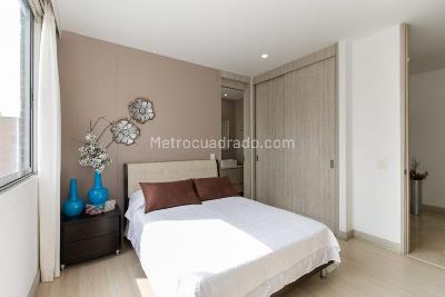 Apartamento en arriendo en Lalinde, Medellín · foto 17 de 20