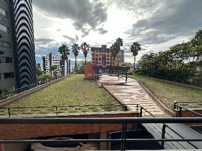 Apartamento de 1 alcoba en arriendo en Transversal Superior, Medellín, 70 m² · foto 3 de 12