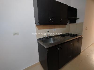 Apartamento de 3 alcobas en arriendo en Palenque, Medellín, 100 m² · foto 3 de 14