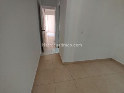 Apartamento de 3 alcobas en arriendo en Palenque, Medellín, 100 m² · foto 8 de 14