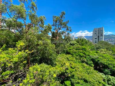 Apartamento en arriendo en La Tomatera, Medellín · foto 2 de 20