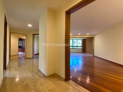 Apartamento en arriendo en La Tomatera, Medellín · foto 6 de 20