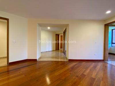 Apartamento en arriendo en La Tomatera, Medellín · foto 7 de 20