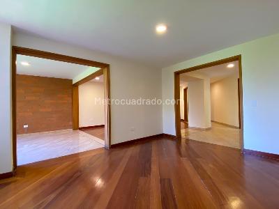 Apartamento en arriendo en La Tomatera, Medellín · foto 8 de 20