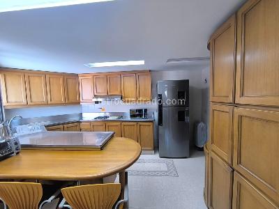 Apartamento de 3 alcobas en venta en Astorga, Medellín, 189 m² · foto 10 de 20