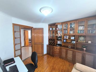 Apartamento de 3 alcobas en venta en Astorga, Medellín, 189 m² · foto 18 de 20