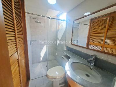 Apartamento en arriendo en El Tesoro, Medellín · foto 8 de 13