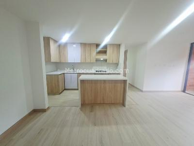 Apartamento en Arriendo, Camino Verde, Envigado
