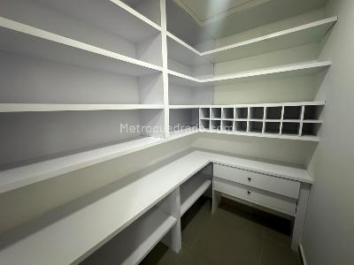 Apartamento en arriendo en Loma De Las Brujas, Envigado · foto 3 de 20